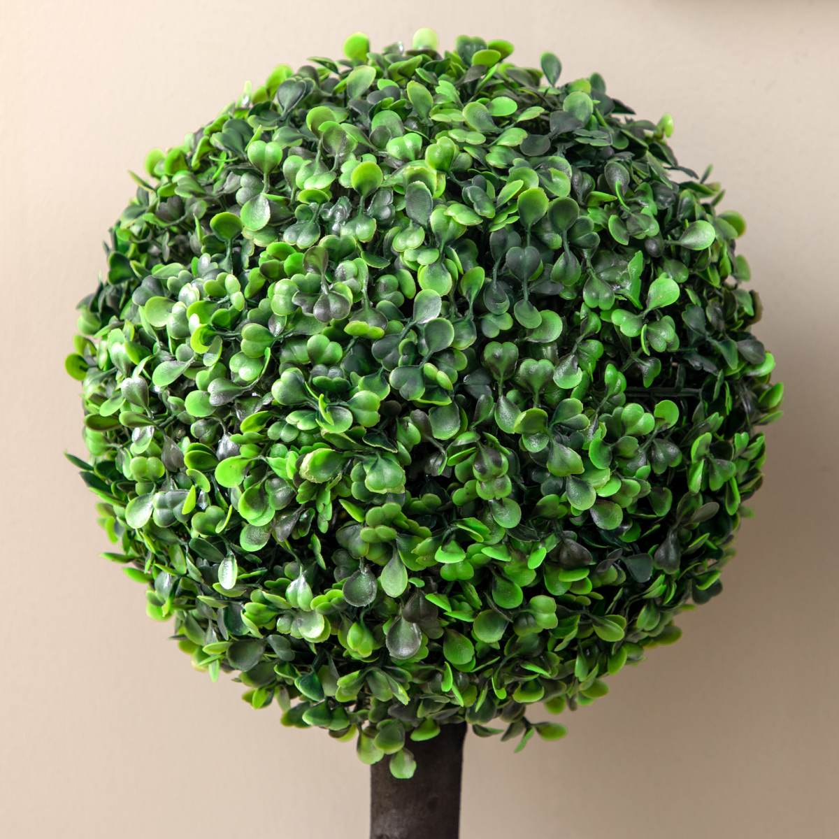 HOMCOM Set of 2 Potted Artificial Plants Boxwood Ball Trees Outdoor, 60cm