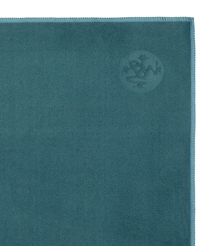 Manduka eQua Yoga Hand Towel - Quick Drying Microfiber, Lightweight, Yoga Accessories Easy for Travel, 16 Inch (40cm), Sage Solid