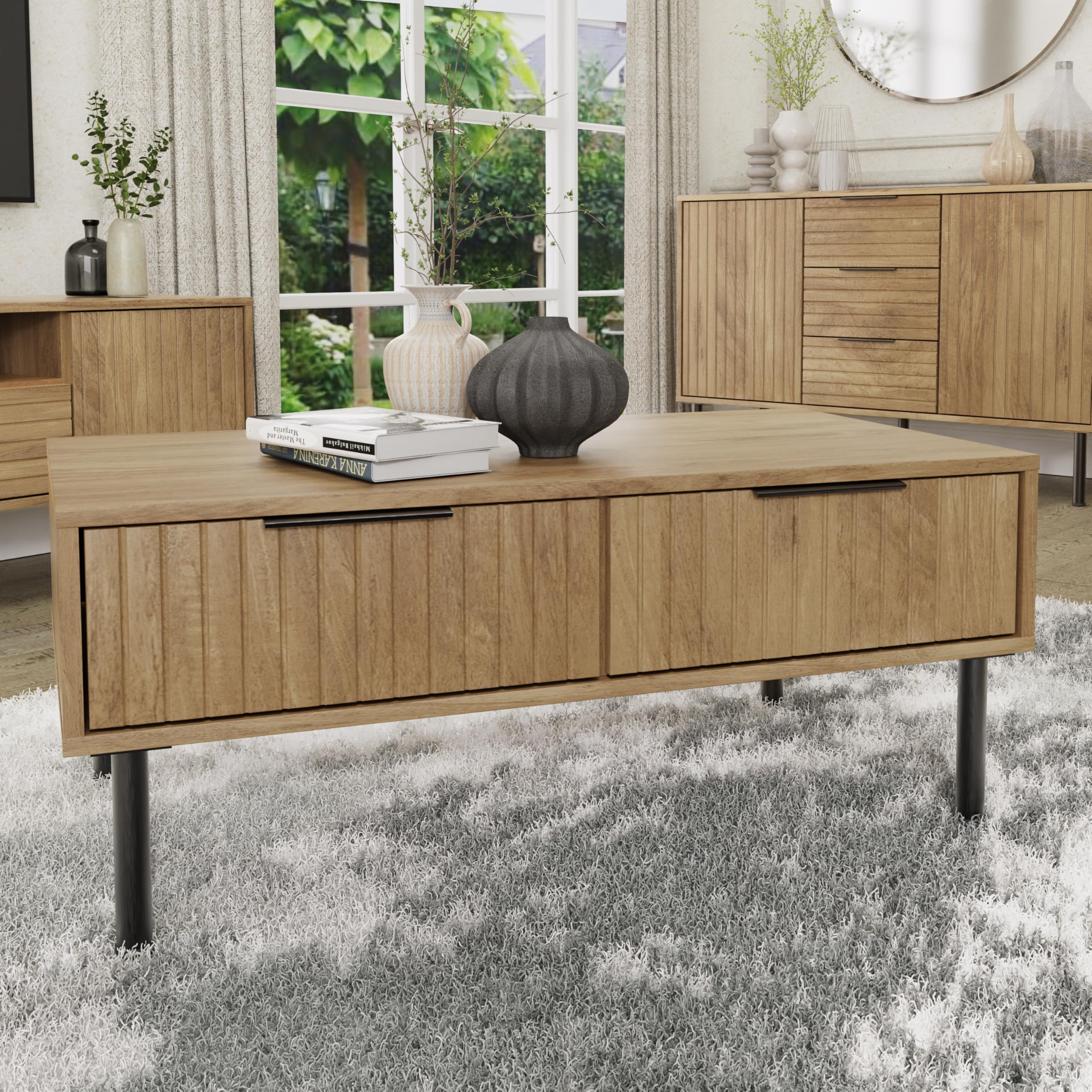 GFW Nervata Coffee Table, Oak Effect Coffee Table with 2 Drawers, Art Deco Style Living Room Table with Gold Accents and Wood Grain Texture