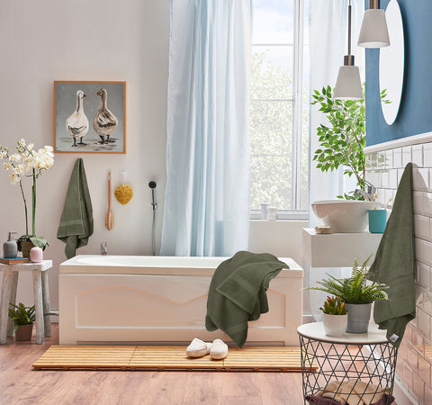 Utopia Towels 8 Piece Towel Set - 2 Bath Towels, 2 Hand Towels and 4 Washcloths Cotton Hotel Quality Super Soft and Highly Absorbent (Dusty Olive)