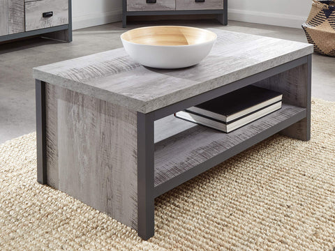 GFW Boston Grey Wood Effect Coffee Table with Shelf, Industrial Style Coffee Table with Storage Shelf, Modern Living Room Furniture