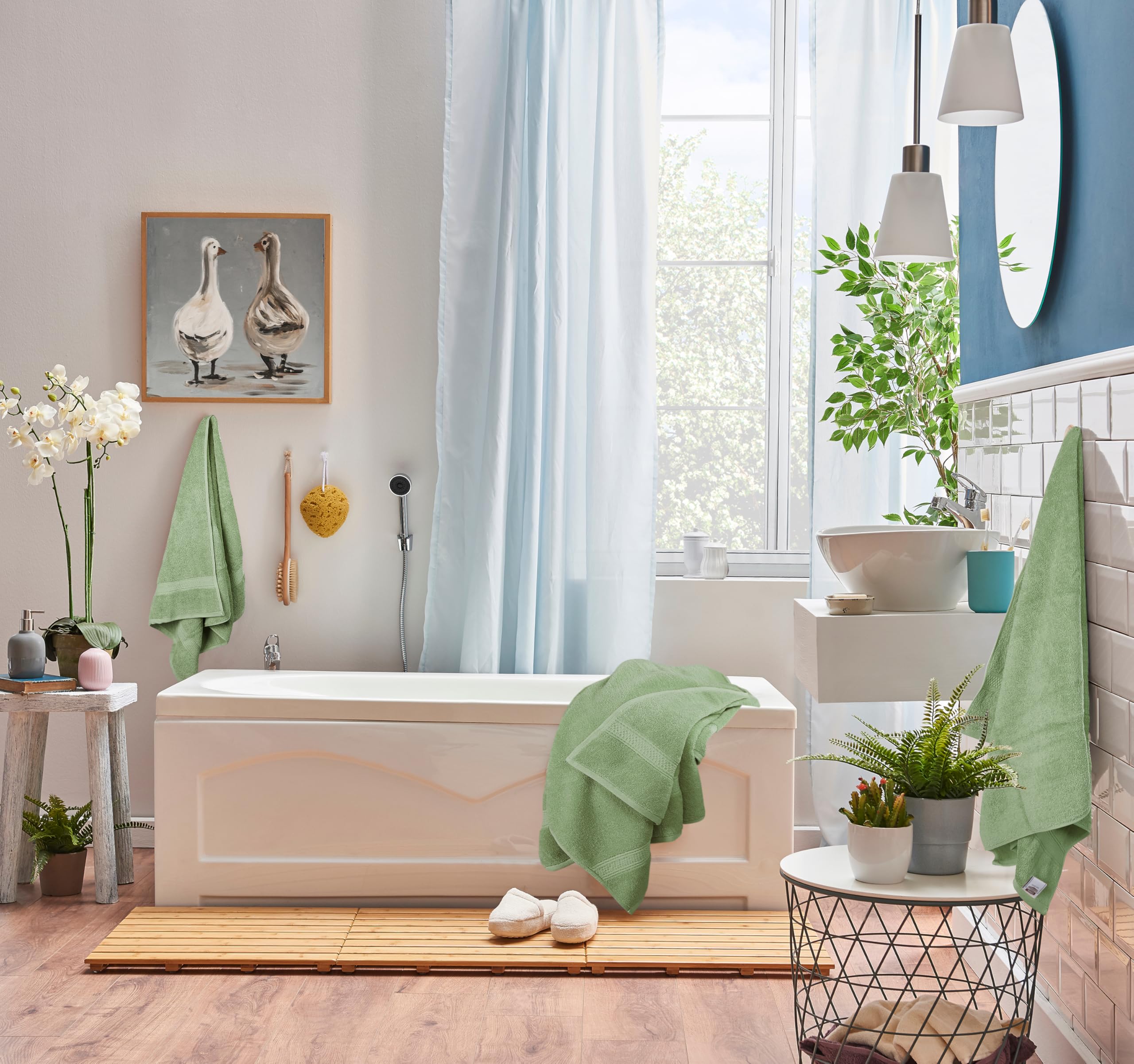 Utopia Towels 8 Piece Towel Set - 2 Bath Towels, 2 Hand Towels and 4 Washcloths Cotton Hotel Quality Super Soft and Highly Absorbent (Sage Green)