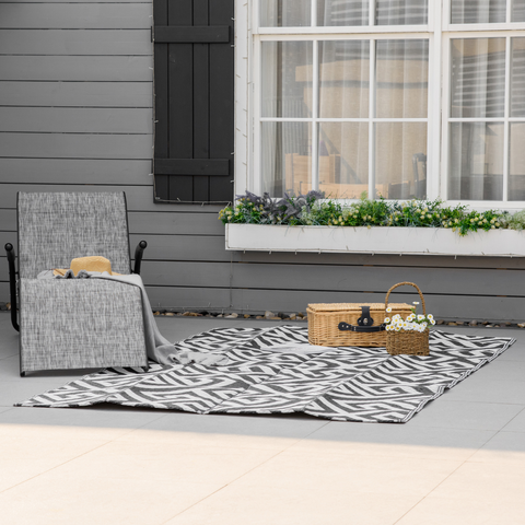 121x182cm Reversible Outdoor Rug Portable Plastic Straw RV  Outsunny
