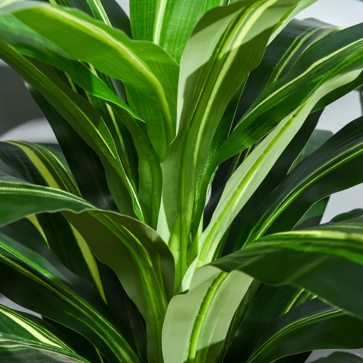 110cm/3.6FT Artificial Dracaena Tree Decorative Plant 40 Leaves Outsunny