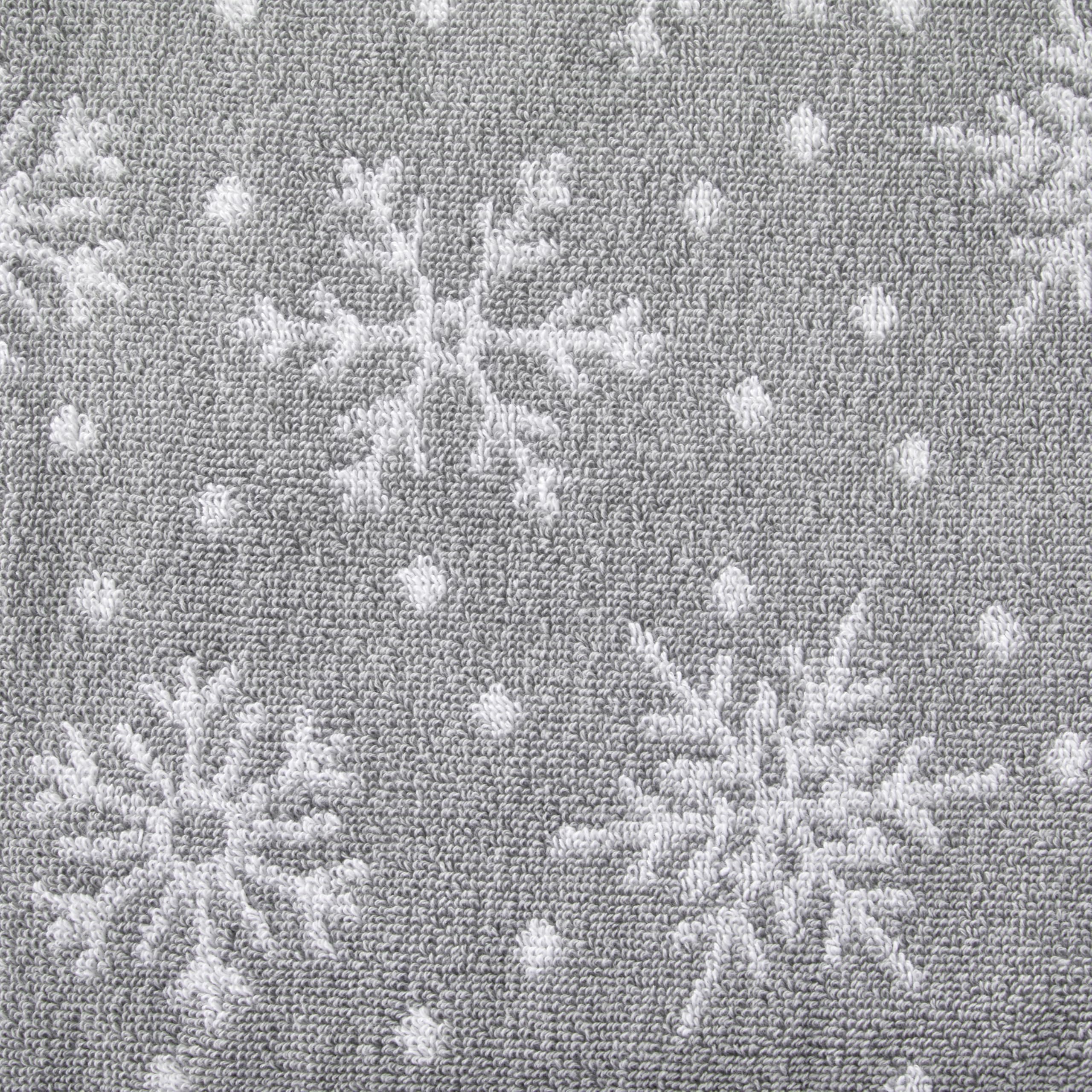 SKL Home Winter Scattered Snowflakes Bath Towel, Gray