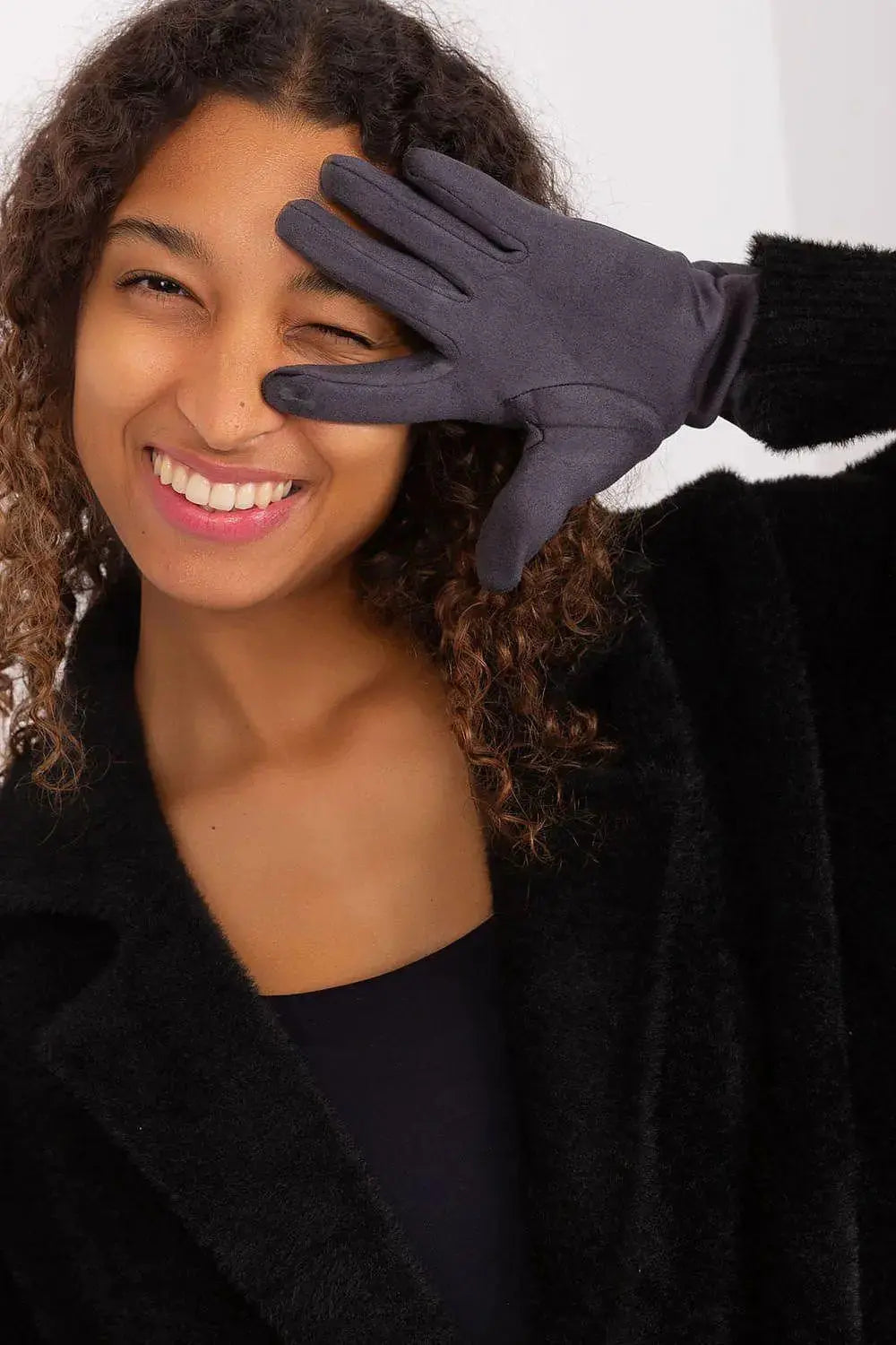 AT Sleek Insulated Gloves with Embroidered Touchscreen Access