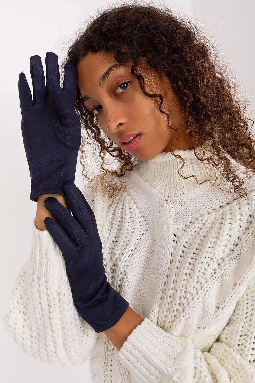 AT Sleek Insulated Gloves with Embroidered Touchscreen Access