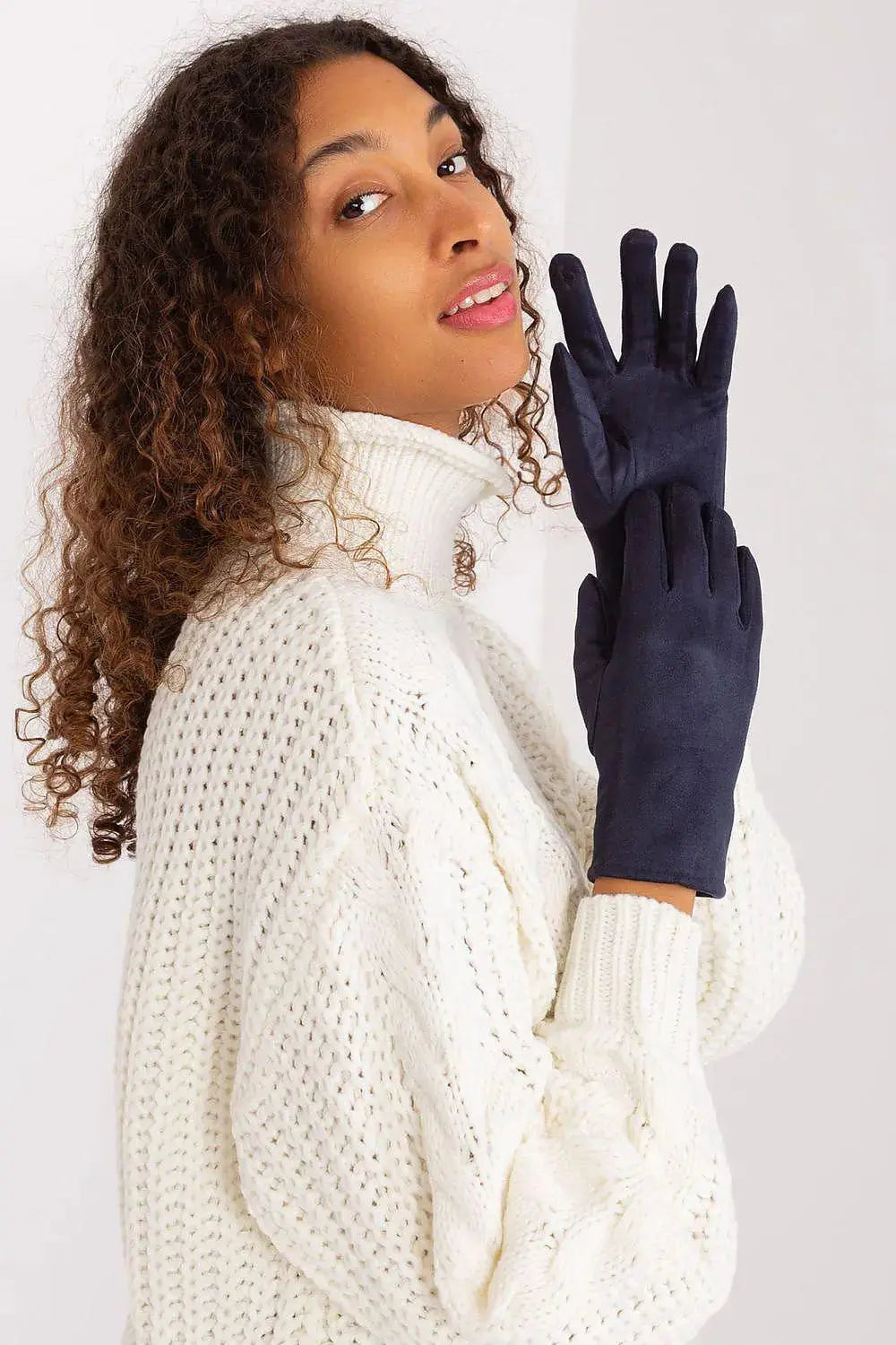 AT Sleek Insulated Gloves with Embroidered Touchscreen Access