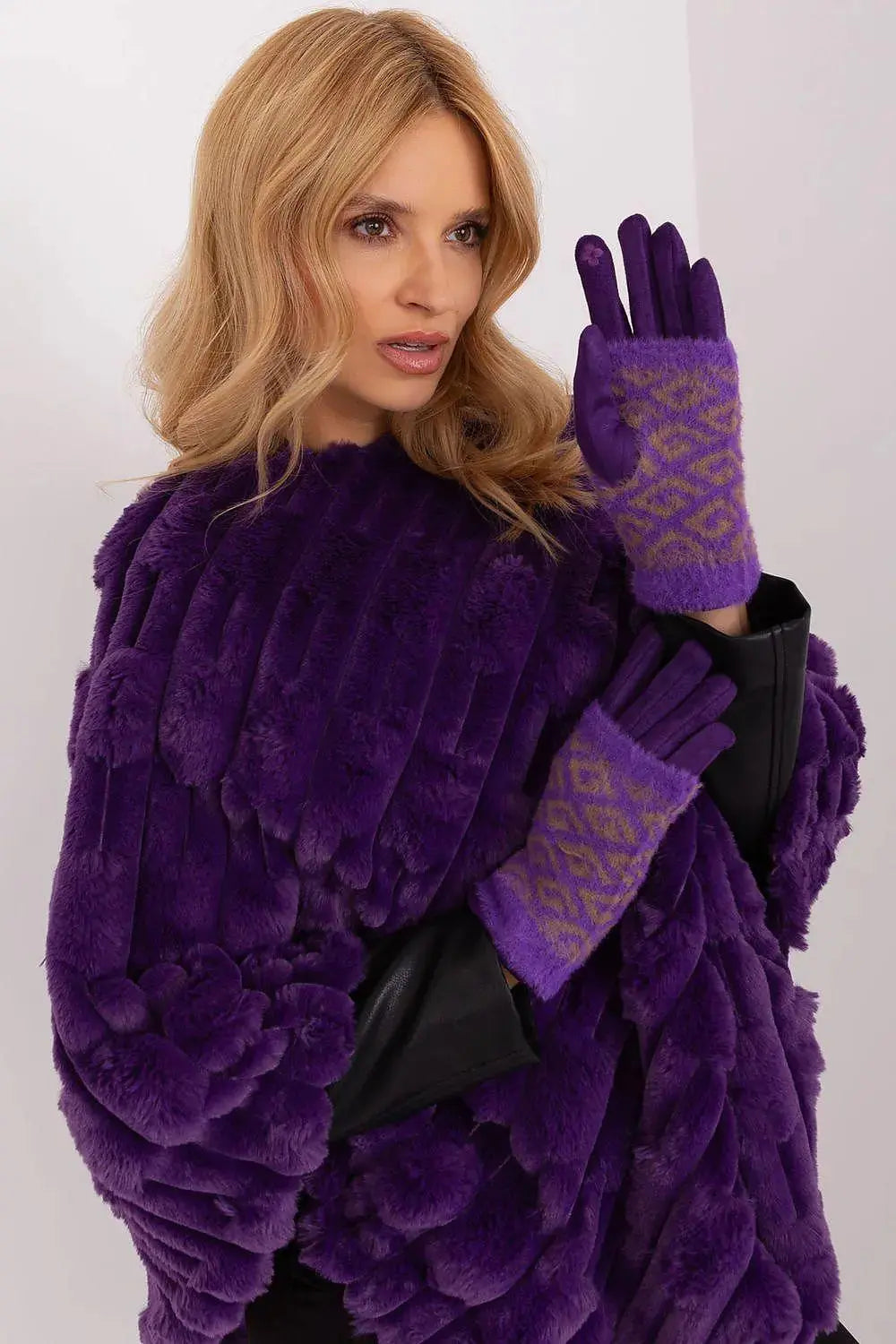 AT Women's Smooth Touchscreen Gloves with Removable Knit Lining