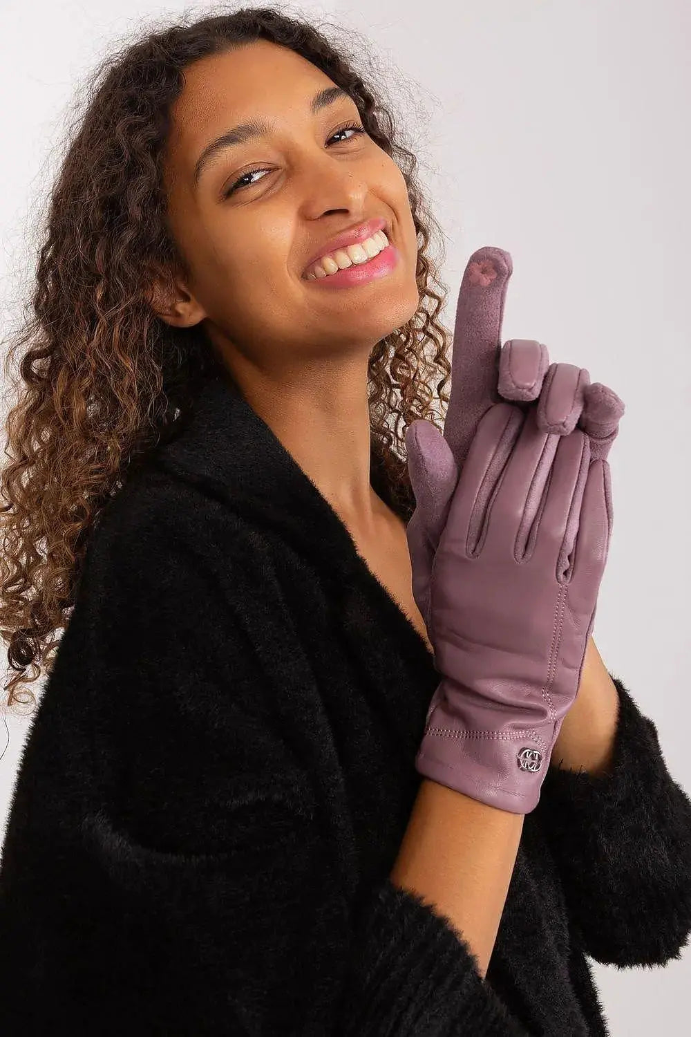 AT Gloves Model 191103 – Elegant Women's Insulated Touchscreen Gloves