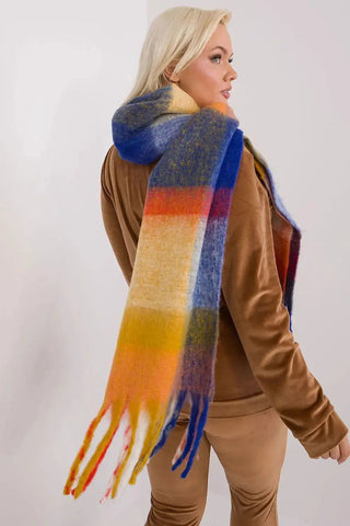 AT Shawl model 190542