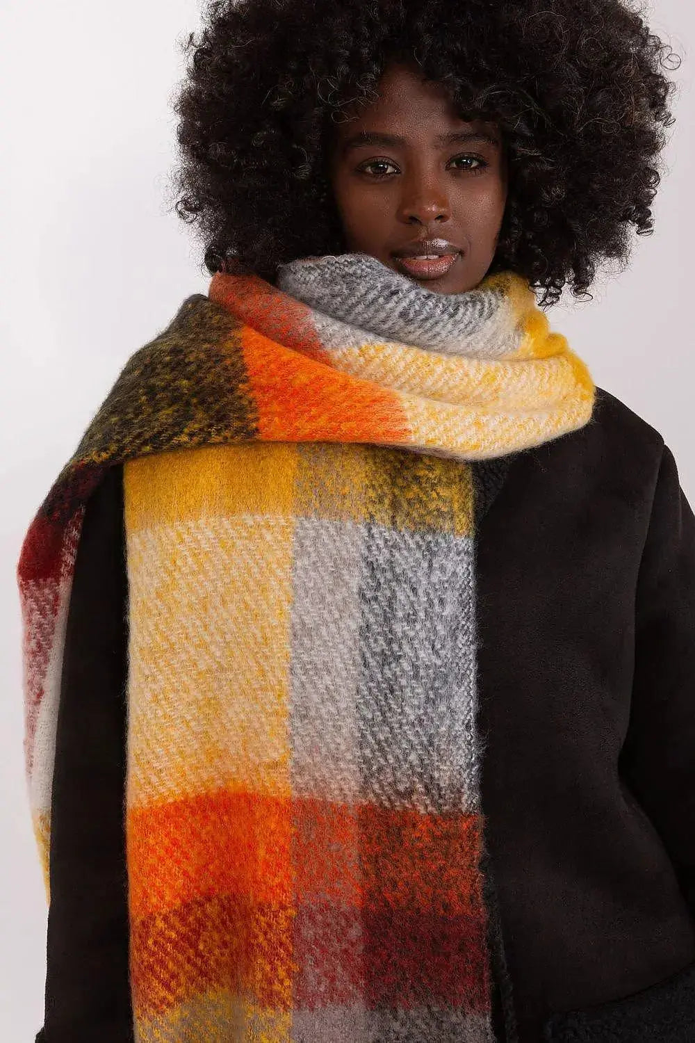 AT Shawl model 190542