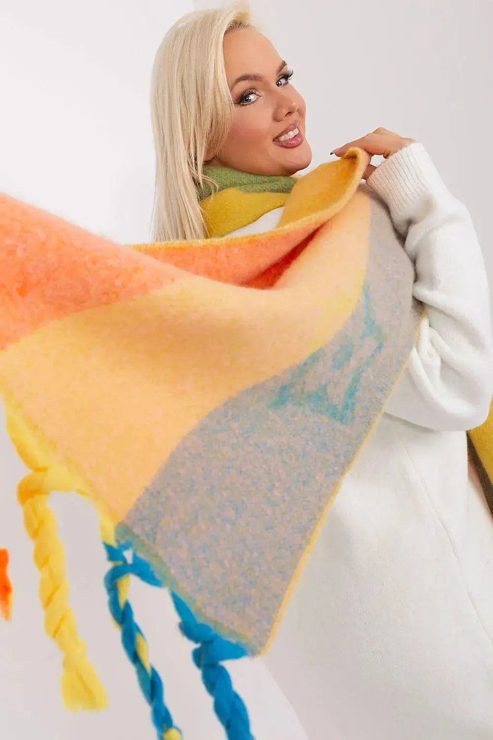 Decorative Stripe Scarf – Soft, Stylish & Cold-Weather Ready