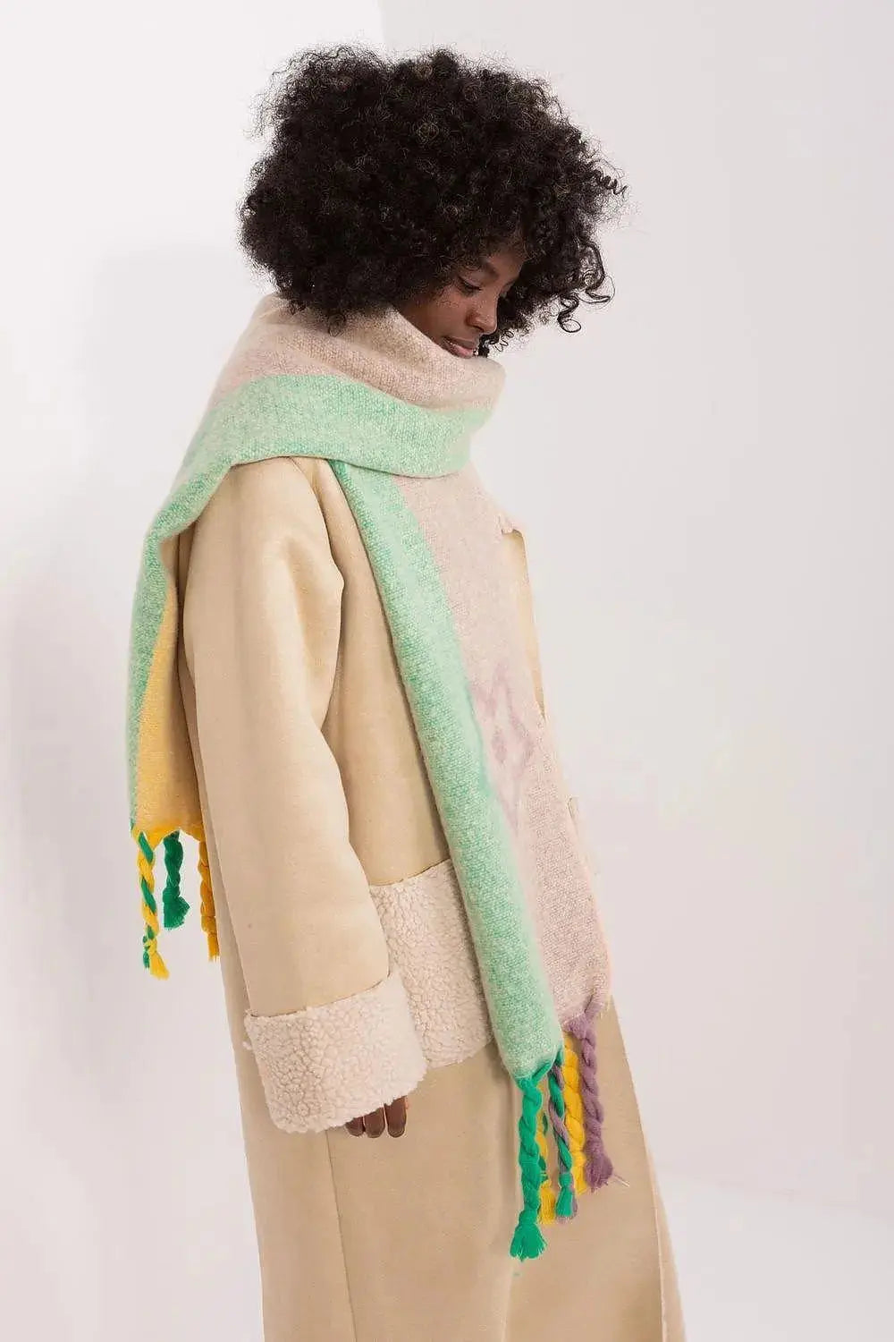 Decorative Stripe Scarf – Soft, Stylish & Cold-Weather Ready