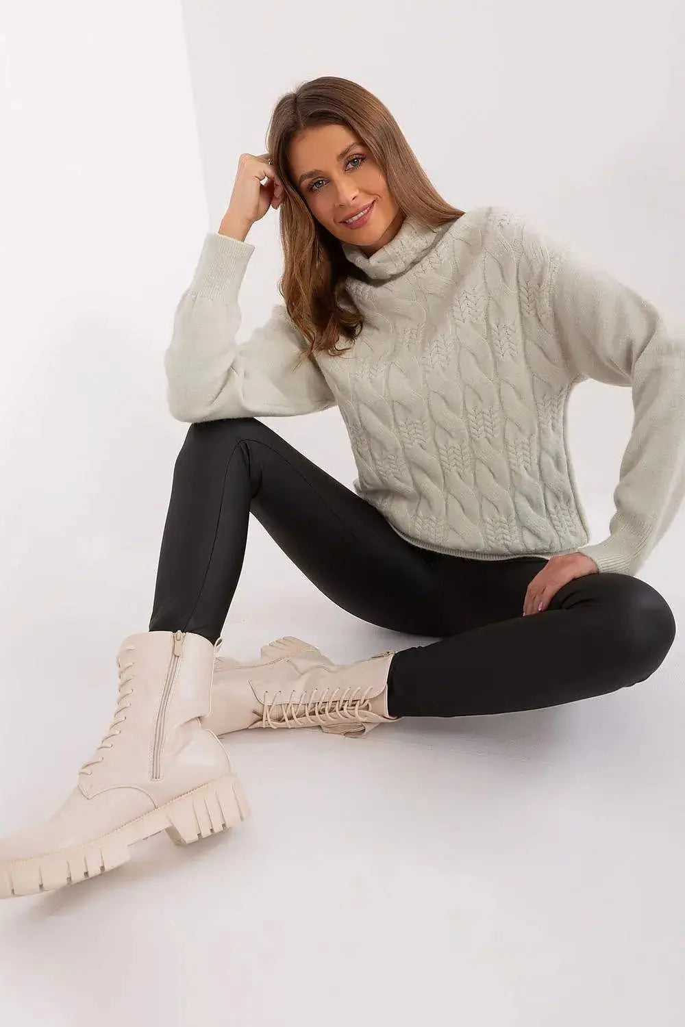 AT high-quality acrylic turtleneck sweater