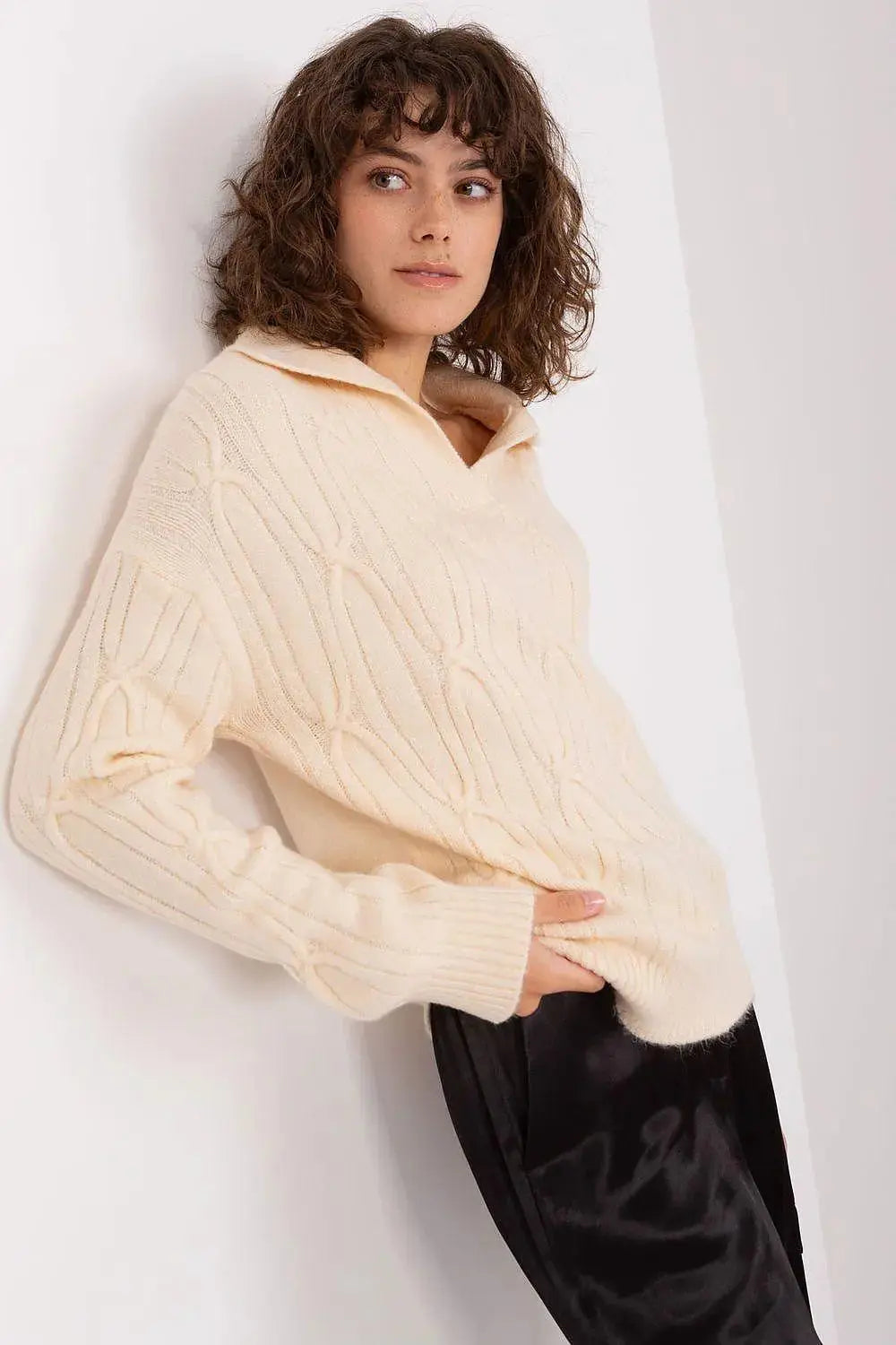 AT stylish and feel comfortable womens sweater