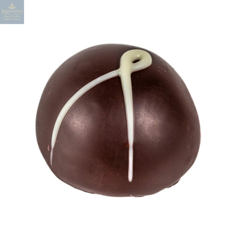 Apricot & amaretto - apricot & amaretto crème fraîche in dark chocolate  14g - Jag Couture Chocolates