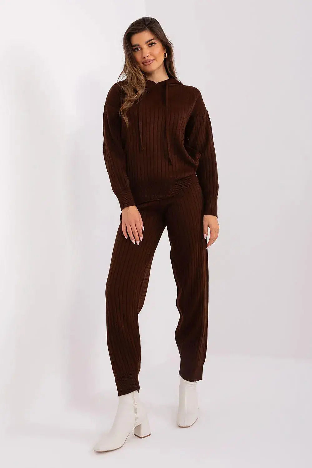 Badu hooded sweater and long pants
