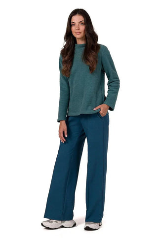 BeWear womens turtleneck sweatshirt