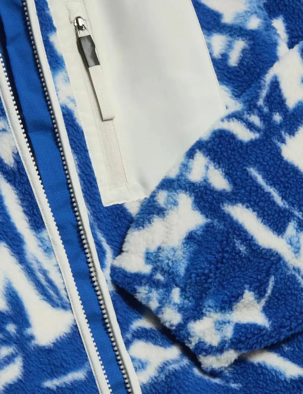 Borg Printed Funnel Neck Zip Up Fleece Jacket