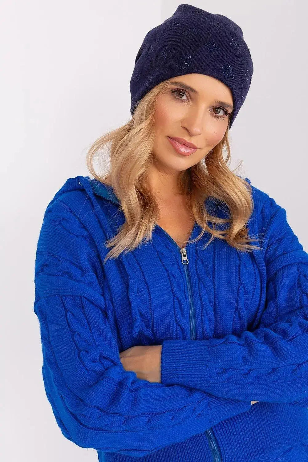Women's Winter Beanie – Warm Cashmere Blend with Rhinestone Detail