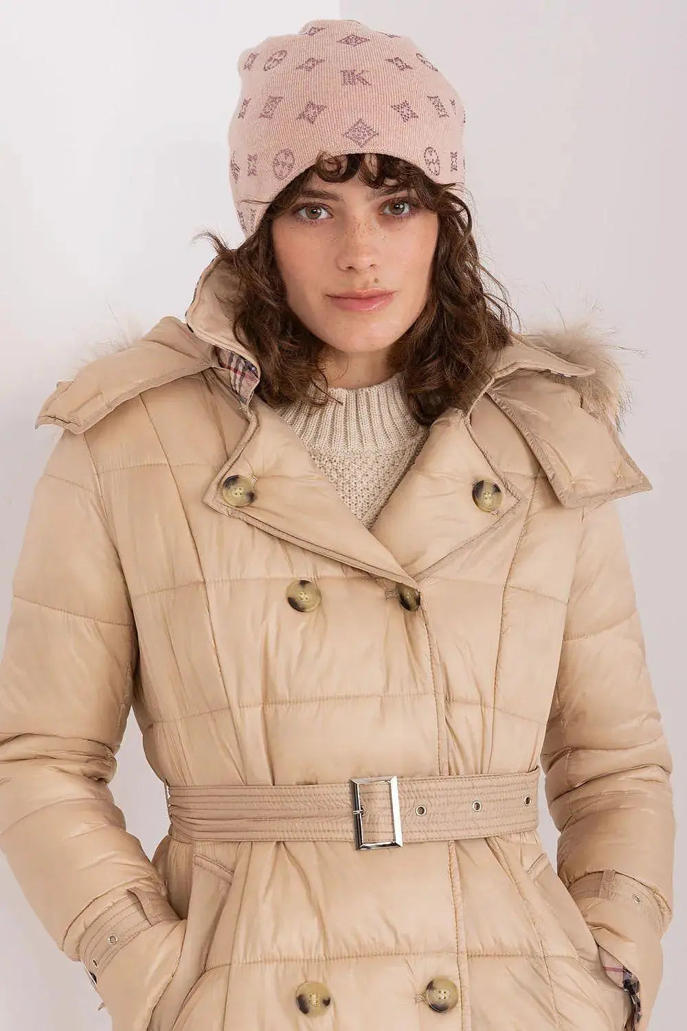 Women's Winter Beanie – Warm Cashmere Blend with Rhinestone Detail