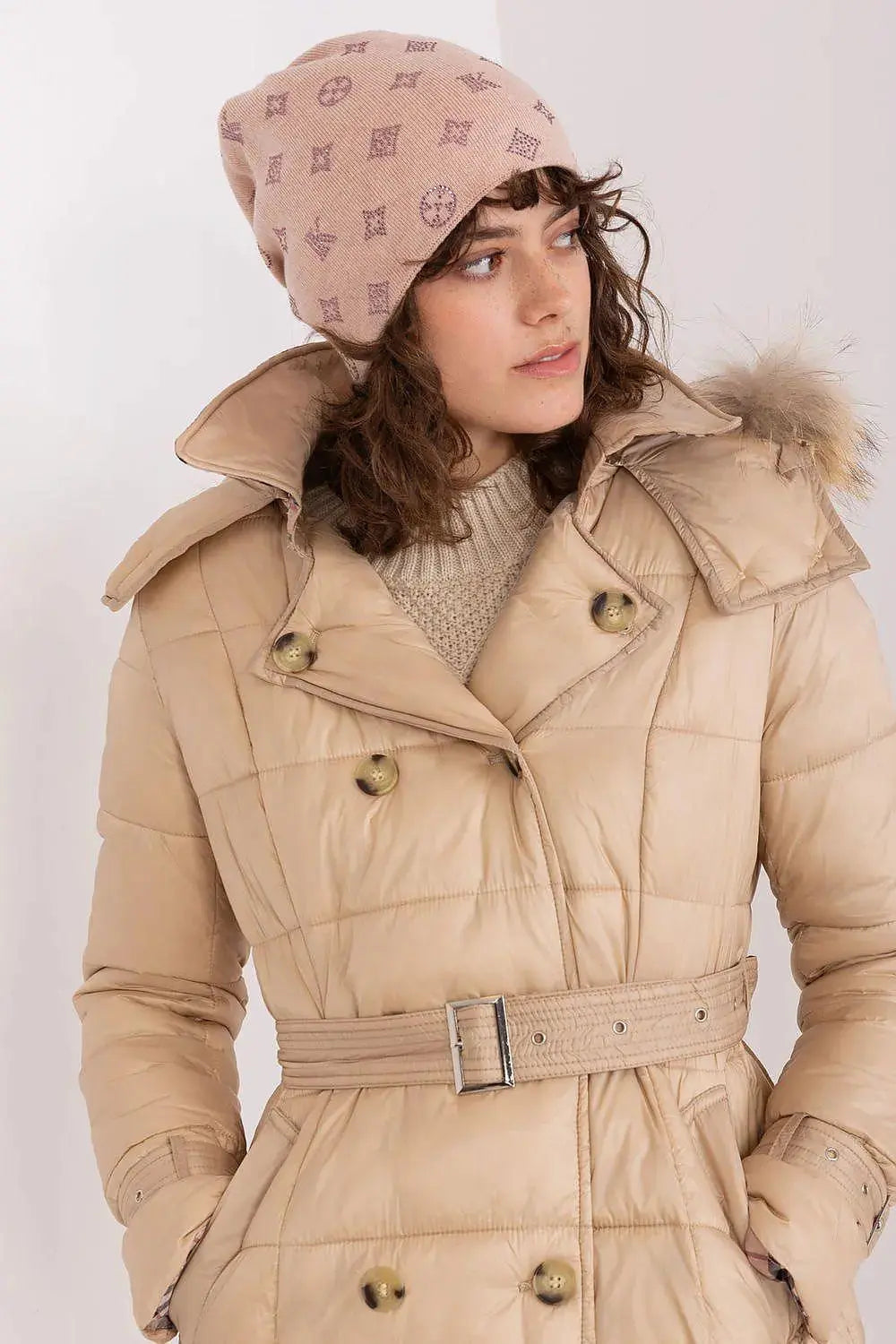 Women's Winter Beanie – Warm Cashmere Blend with Rhinestone Detail