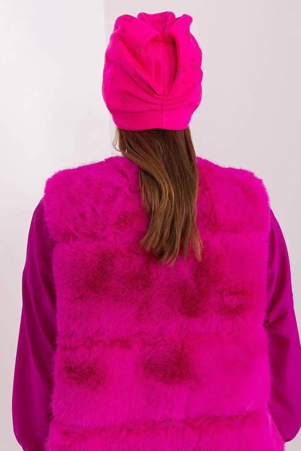 Women's Winter Beanie – Warm Cashmere Blend with Rhinestone Detail