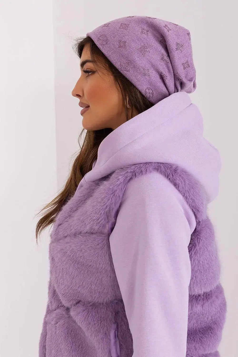 Women's Winter Beanie – Warm Cashmere Blend with Rhinestone Detail