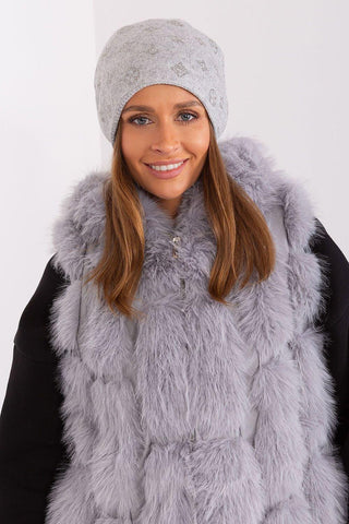 Women's Winter Beanie – Warm Cashmere Blend with Rhinestone Detail