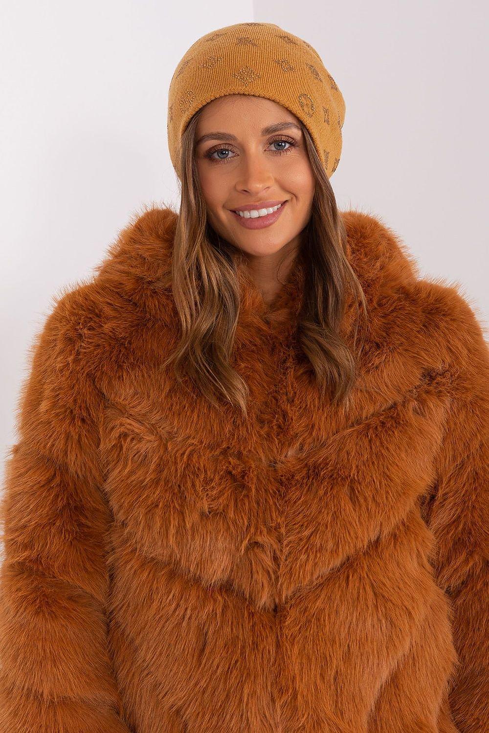 Women's Winter Beanie – Warm Cashmere Blend with Rhinestone Detail