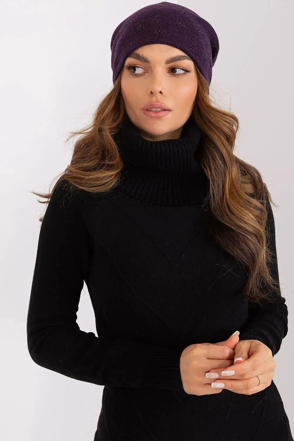 Women's Winter Beanie – Warm Cashmere Blend with Rhinestone Detail