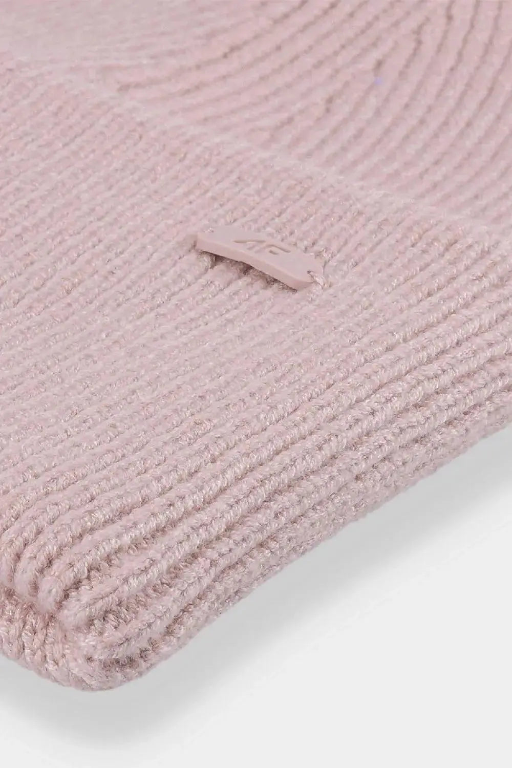 Single-Layer Winter Beanie – Stylish & Warm for Cold Weather