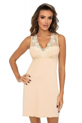 Donna smooth, flowing viscose nightgown