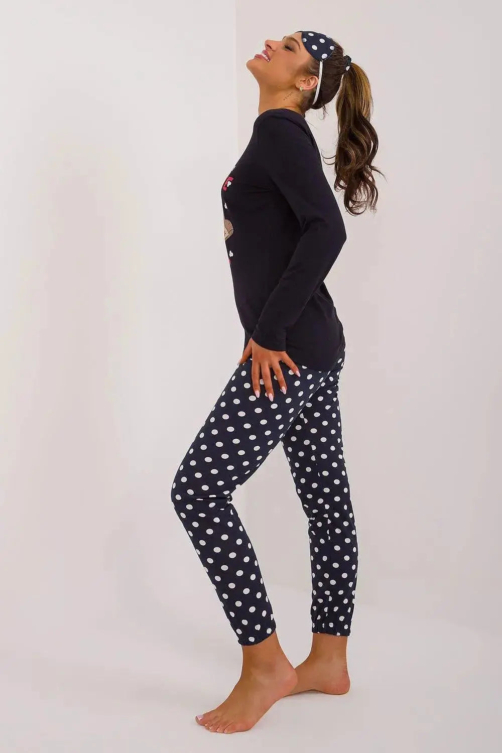 Factory Price blouse, pants, blindfold and hair elastic womens pajamas