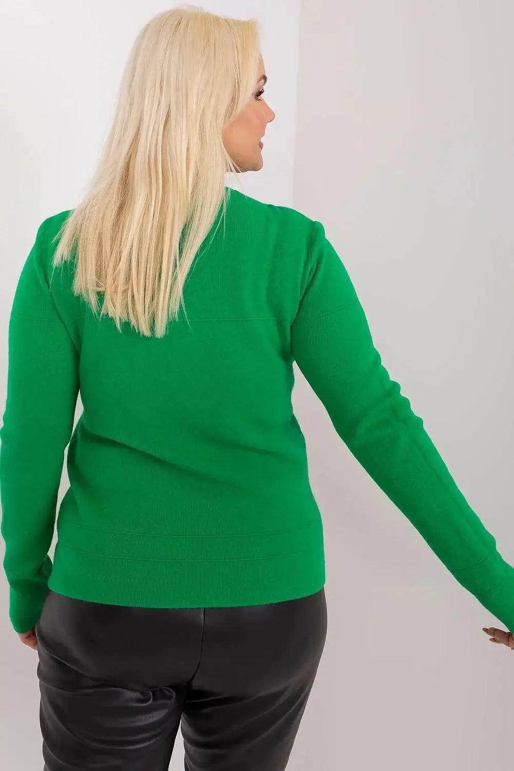 Factory Price skin-friendly viscose womens sweater