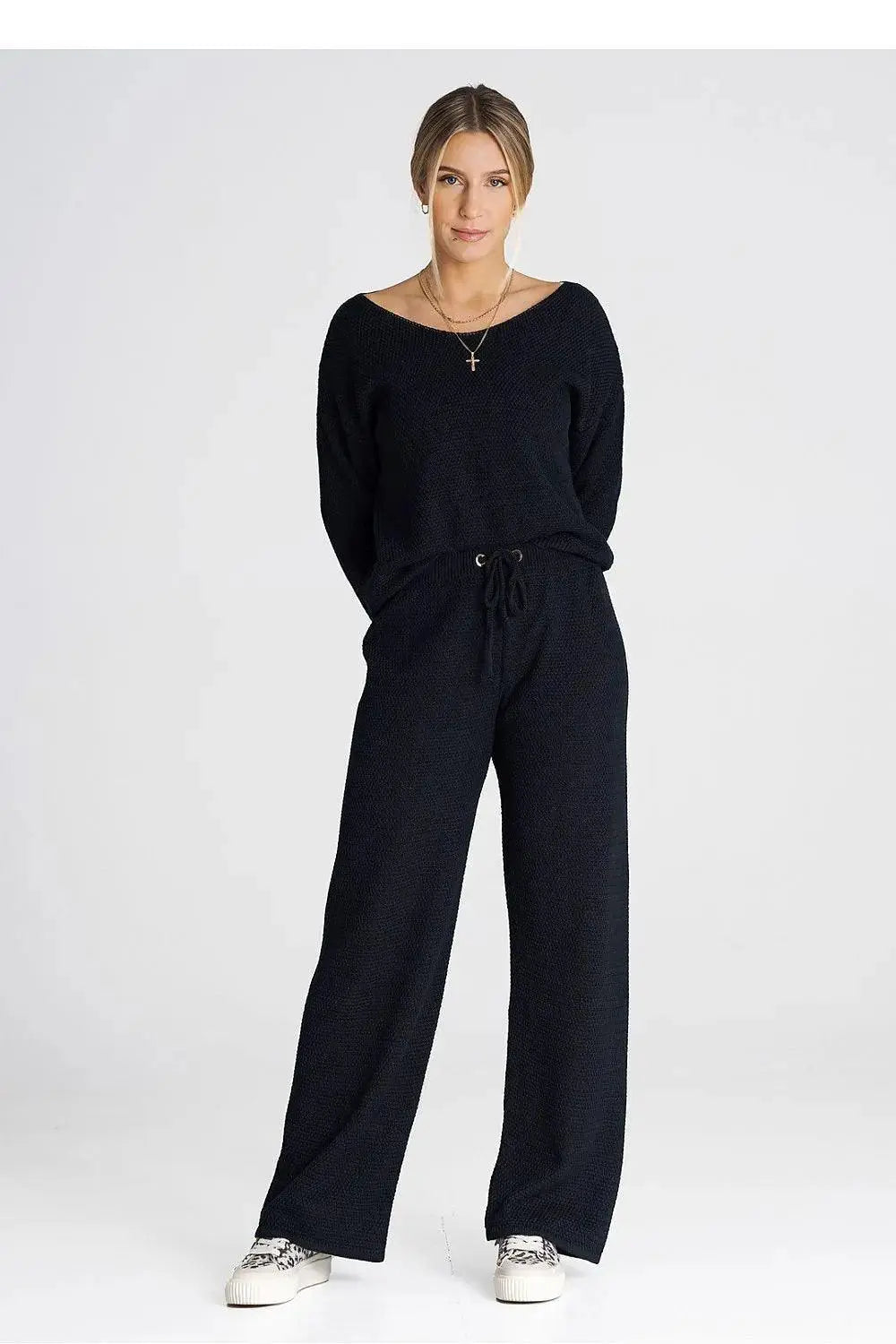Figl long sleeves blouse and loose pants