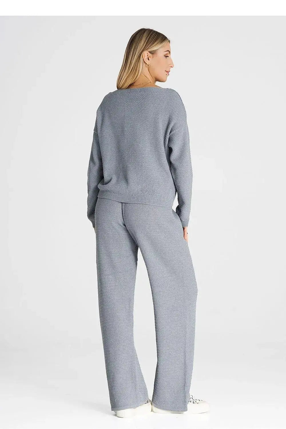 Figl long sleeves blouse and loose pants