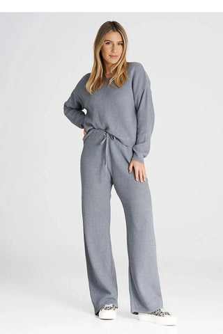 Figl long sleeves blouse and loose pants