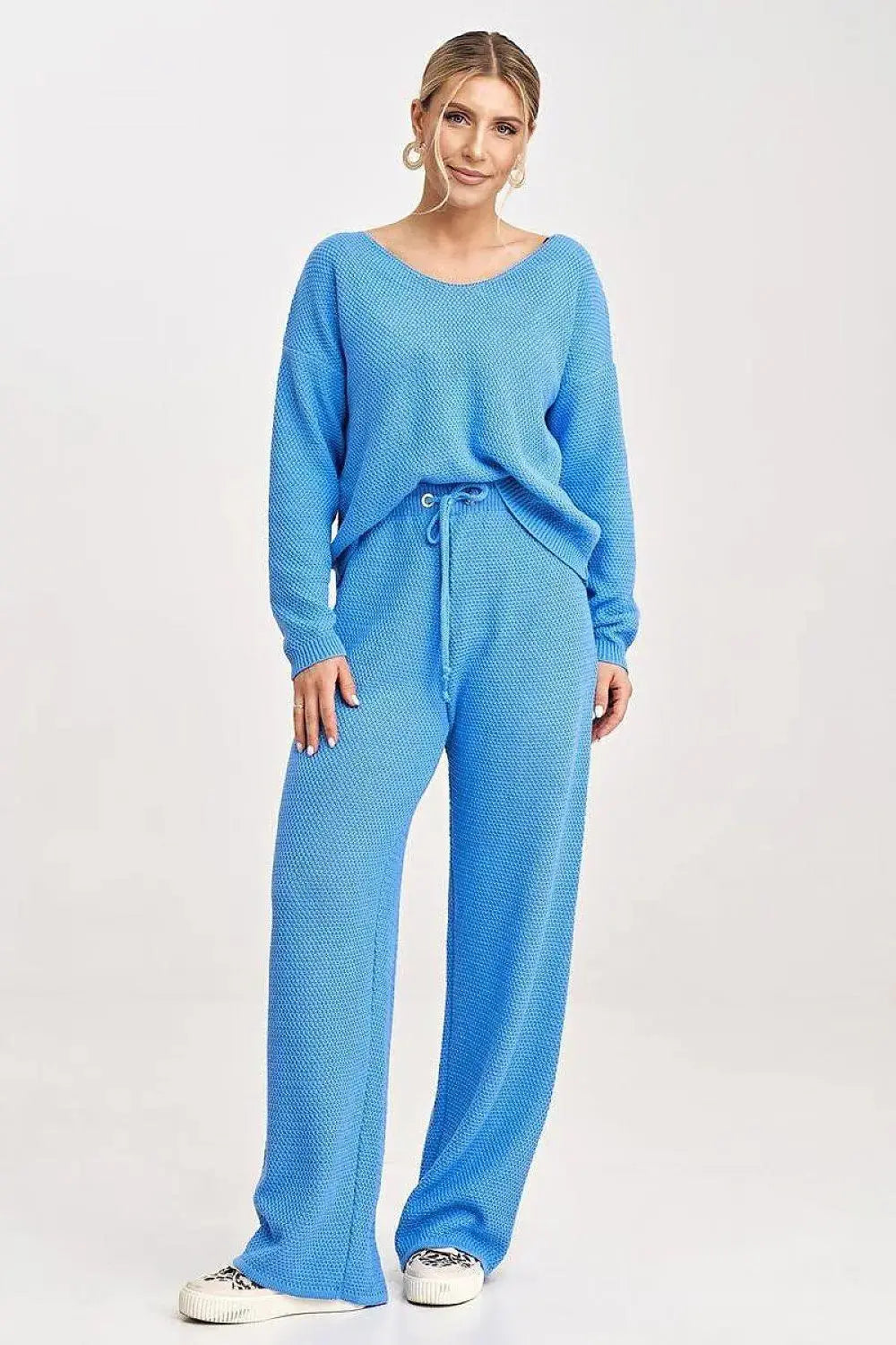 Figl long sleeves blouse and loose pants