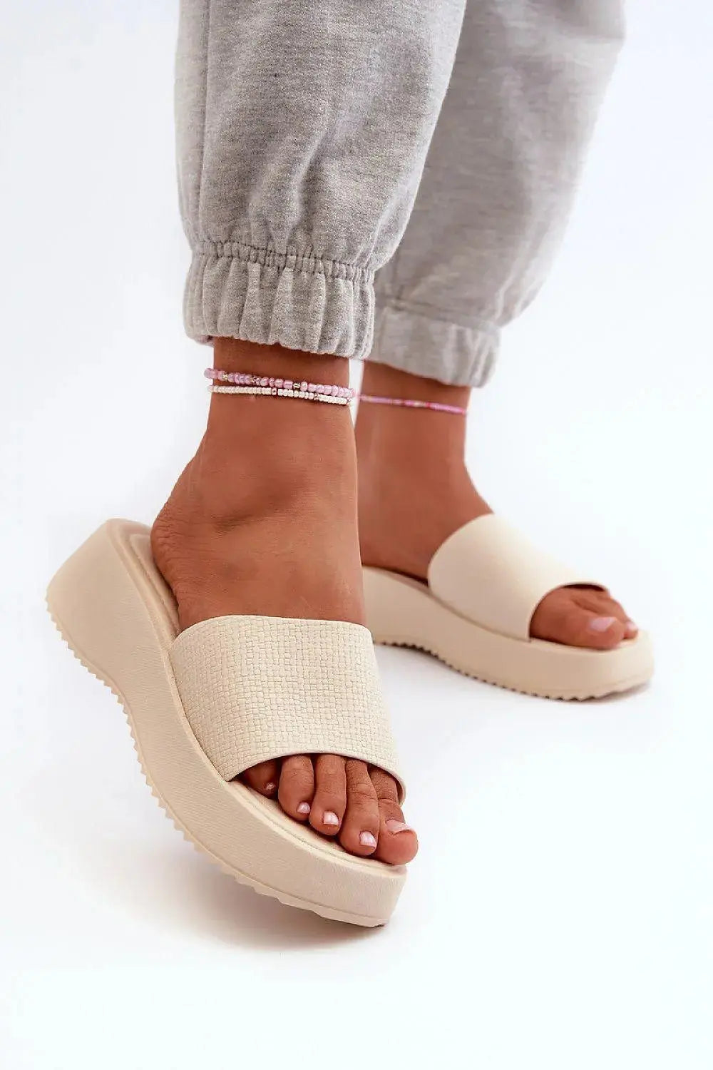 Flip-flops model 198446 Step in style