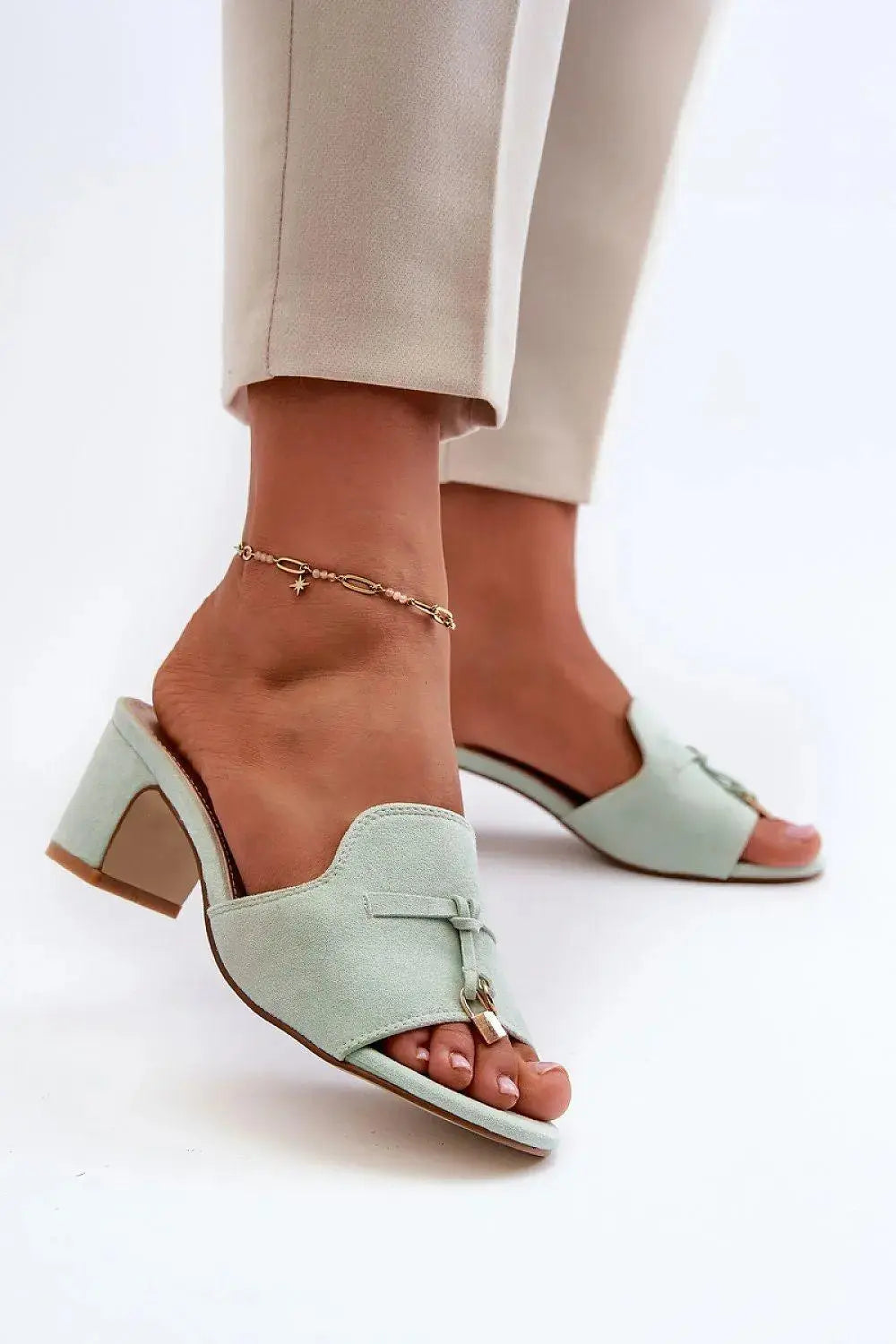Flip-flops model 198677 Step in style