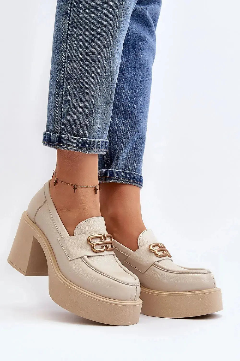 Step in style Women's heeled semi-boots with an upper made of eco-suede