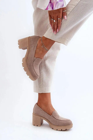 Step in style Heeled low shoes