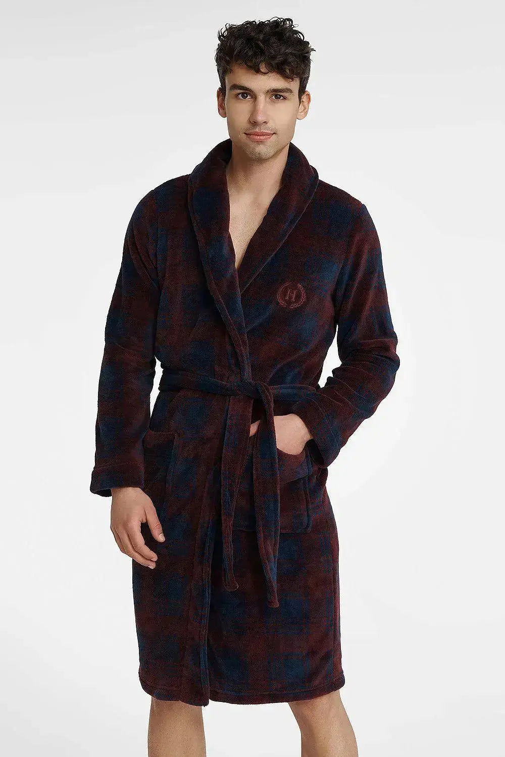 Henderson burgundy and navy blue men's bathrobe