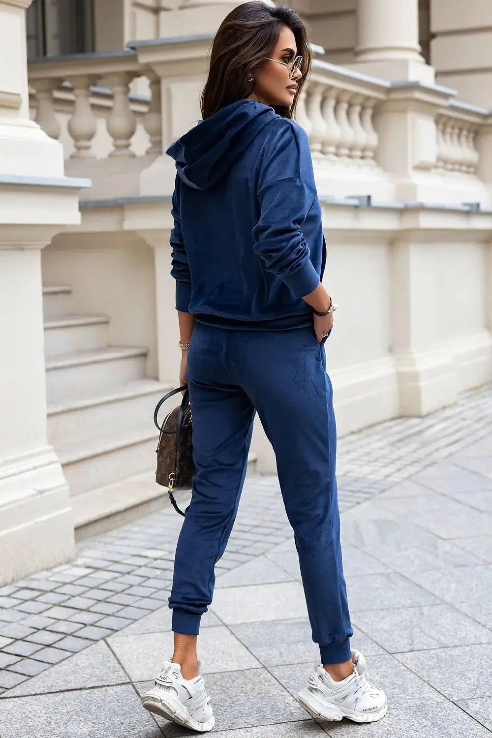 IVON very stretchy velour kanya tracksuit