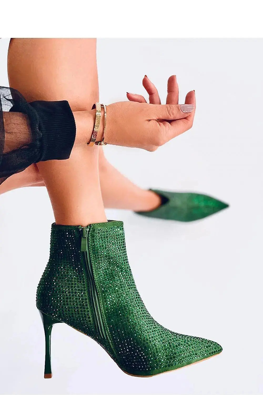 Inello women's heel boots on a stiletto heel with a height of 9 cm