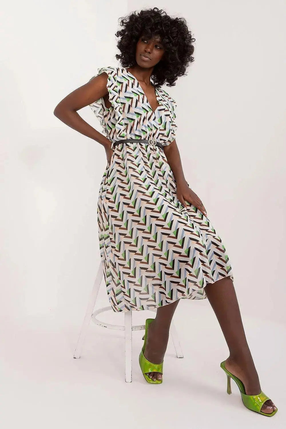 Italy Moda Pleated summer dress for many occasions, with short ruffle sleeves.