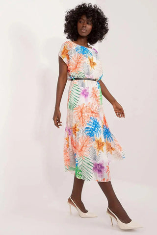 Italy Moda summer dress with short sleeves, round neckline, flared bottom