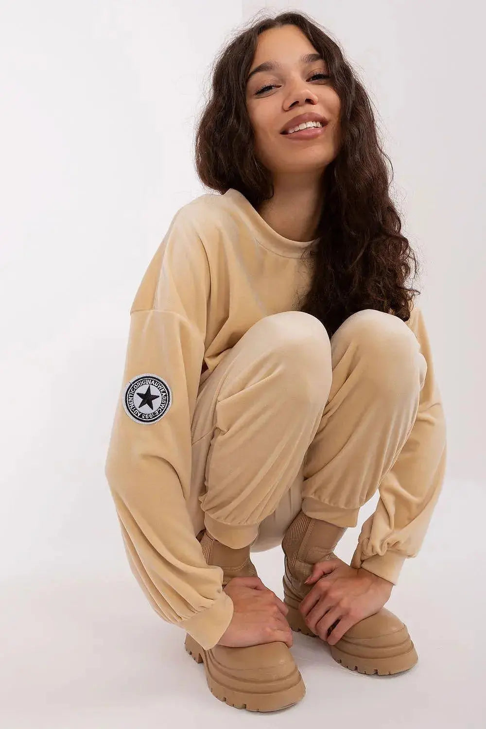 Italy Moda velour knit elegant and feminine sweatshirt